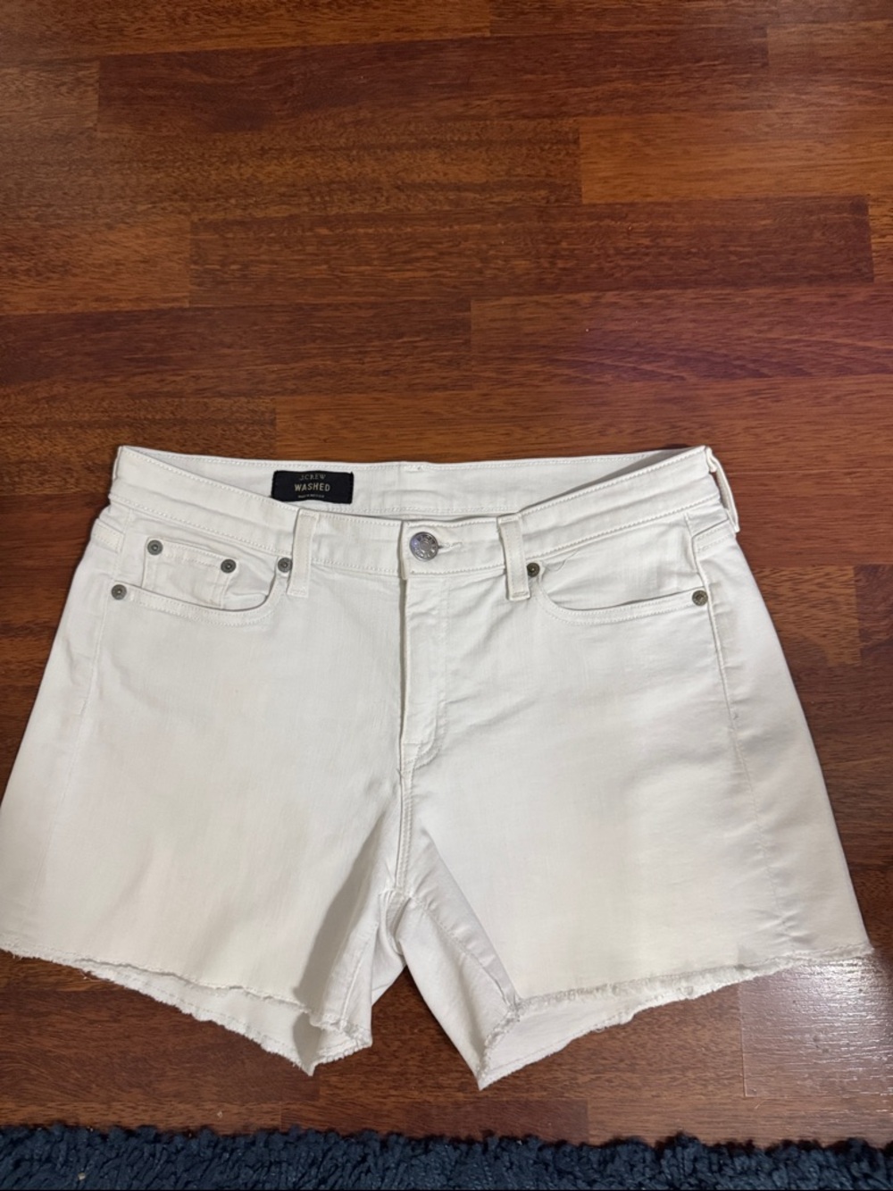 Women’s J. Crew washed white denim,classic 5 pocket denim shorts. Size 28.